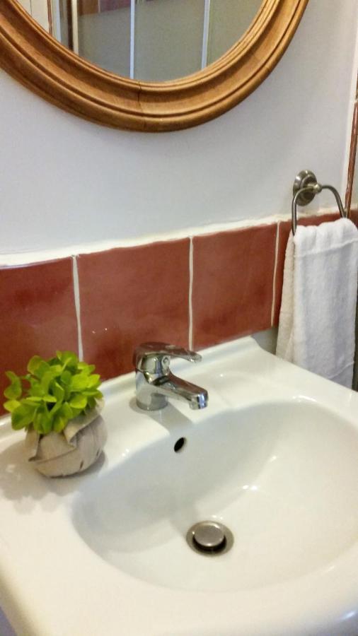 Ana'S Guest House Chambres D'Hotes 오프스 외부 사진