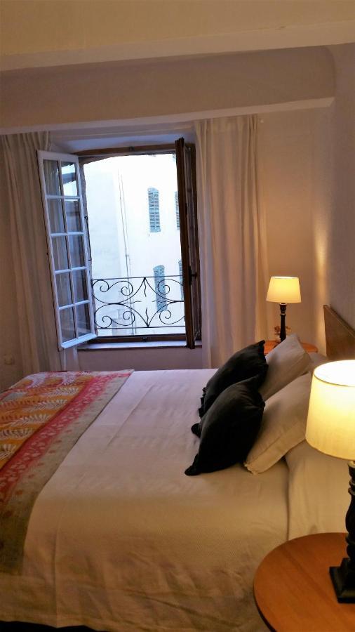 Ana'S Guest House Chambres D'Hotes 오프스 외부 사진